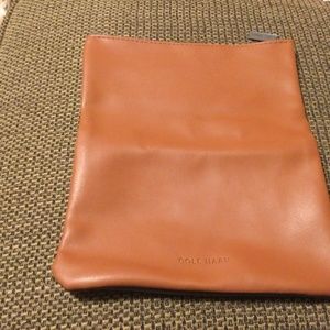 “Cole Hann” American Airlines